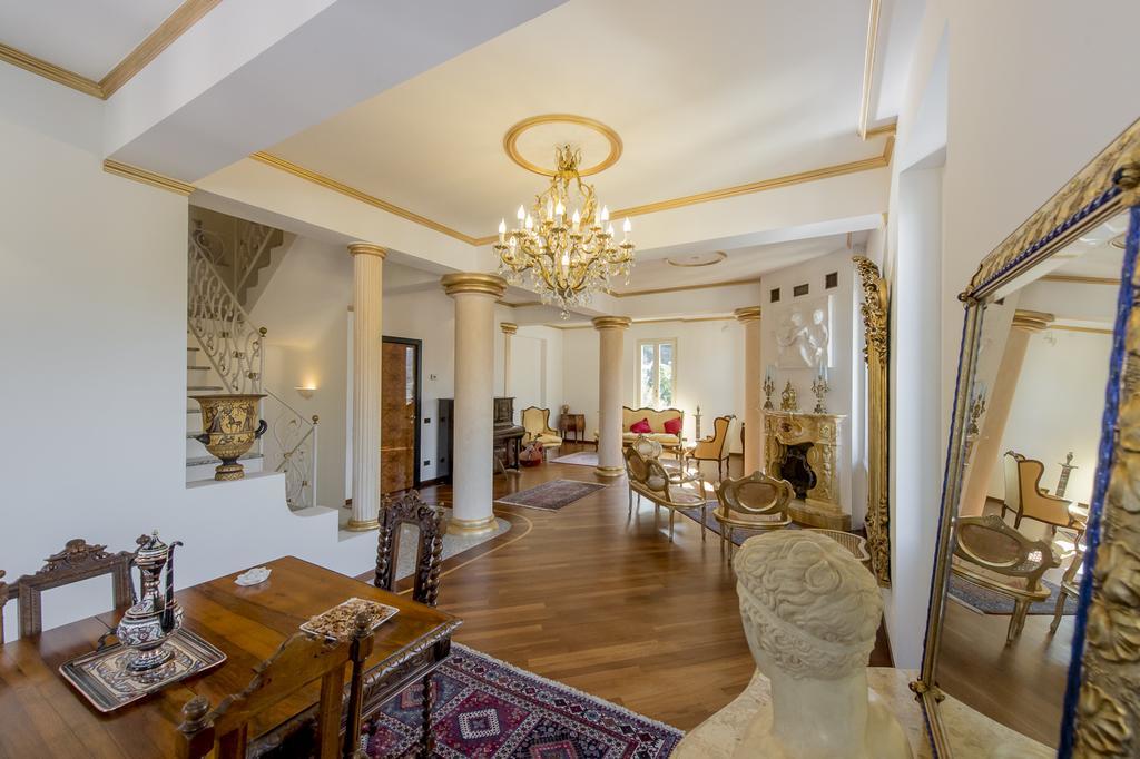 Villa Puccini Bed & Breakfast Лекко Номер фото