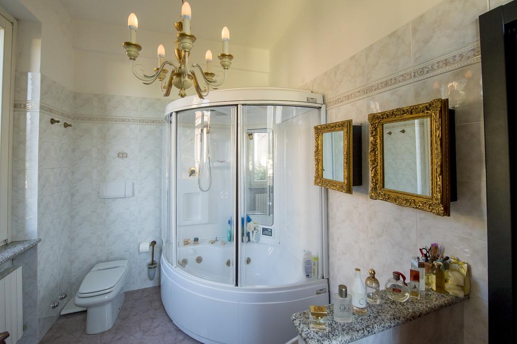 Villa Puccini Bed & Breakfast Лекко Номер фото