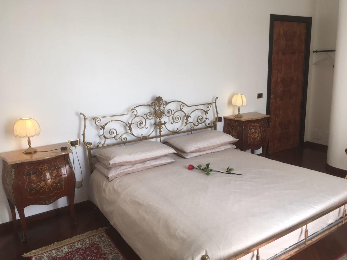 Villa Puccini Bed & Breakfast Лекко Экстерьер фото